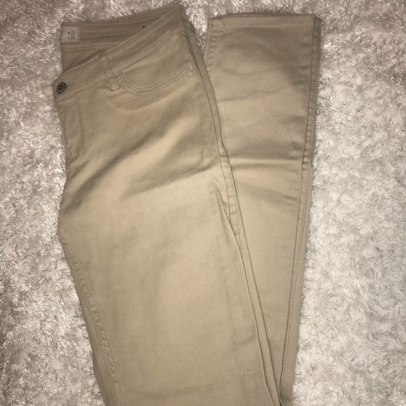 Hollister Jeans - Picture 1 of 2